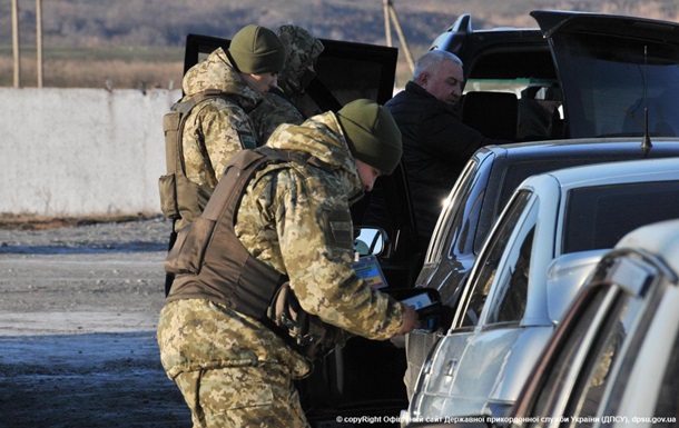 КПП в Станице Луганской возобновил работу