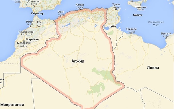 В Алжире найден крупный склад оружия