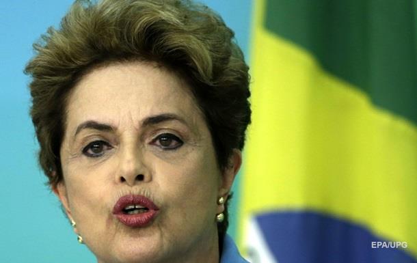 В Бразилии требуют отменить импичмент президенту