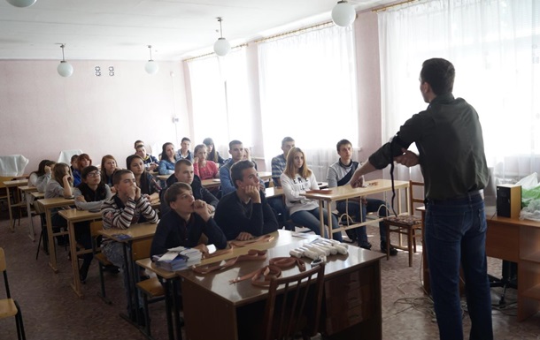 В серой зоне Донбасса прошел первый тренинг по минной безопасности