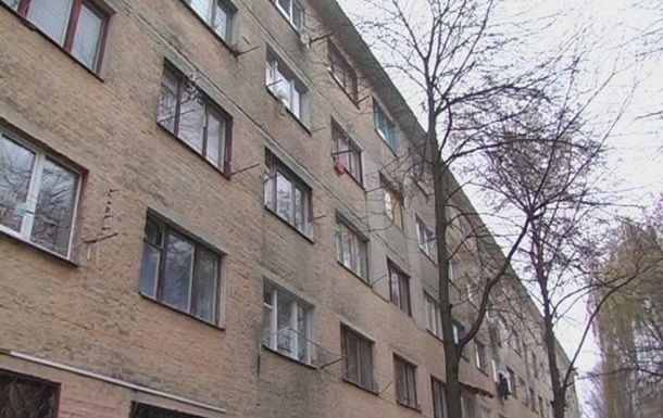 Порошенко запретил приватизацию жилья в общежитиях
