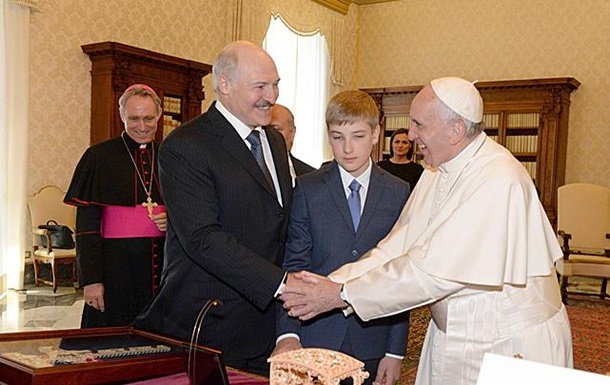 Лукашенко за духовне вирішення кризи на Донбасі
