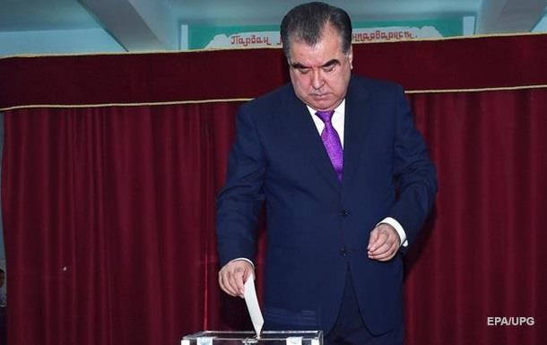 Референдум о поправках в конституцию Таджикистана признан состоявшимся