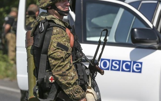 Зачем Порошенко полицейская миссия ОБСЕ? 