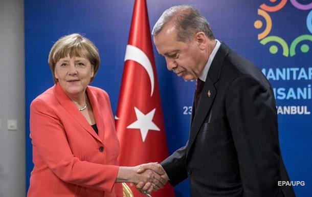 Меркель назвала умову Ердогану для скасування віз