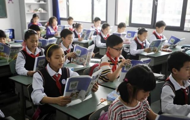 У Китаї на школу впала водонапірна вежа - ЗМІ