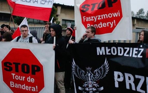 Владимир Карасёв: Польские настроения по отношению к Украине резко ухудшились.