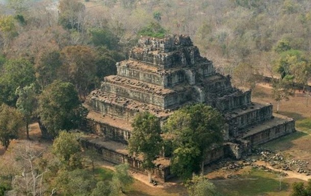 Археологи нашли в джунглях Камбоджи сеть древних городов