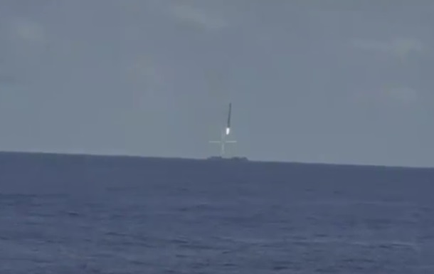 Илон Маск показал видео неудачной посадки Falcon 9