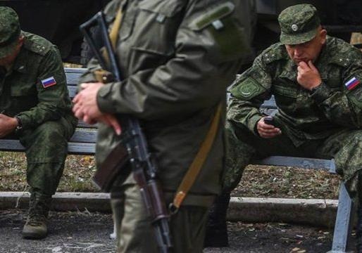 Бумеранг: российские офицеры недовольны постоянными командировками на Донбасс