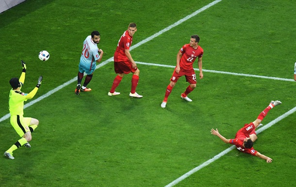 Турция обыгрывает Чехию и не пускает ее в плей-офф