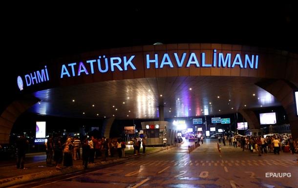 МЗС перевіряє, чи є серед постраждалих у Стамбулі українці
