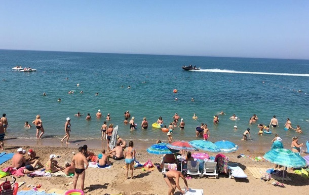Аксенов о пляжах Крыма: Гадюшник