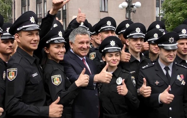 За год в Украине появились 13 тысяч полицейских