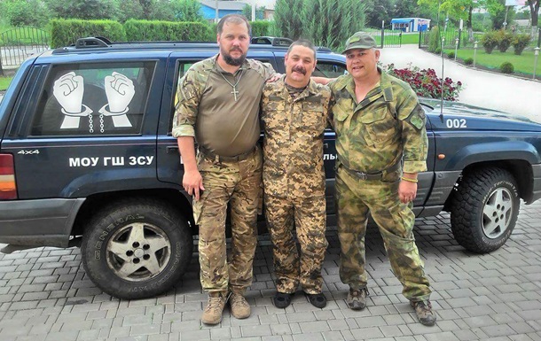 В Донбассе из плена освободили военного
