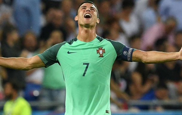 Семья Роналду бурно отпраздновала выход португальцев в финал