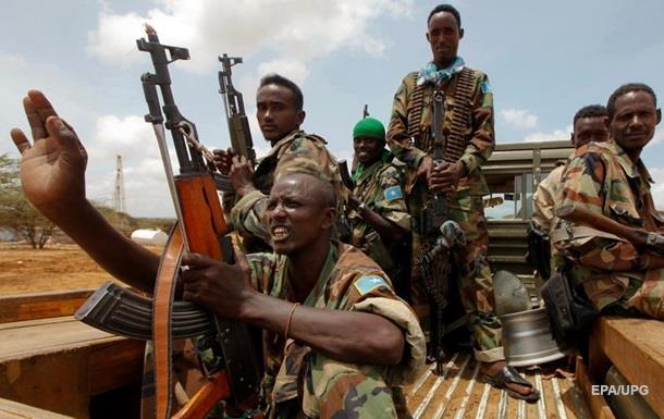 Атака на военную базу в Сомали: есть жертвы