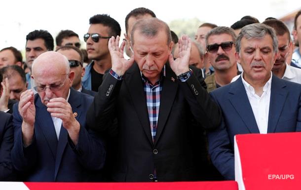 Россия предупреждала Эрдогана о перевороте – СМИ