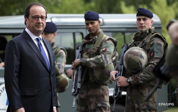 Олланд заявил о связи напавших на церковь с ИГИЛ