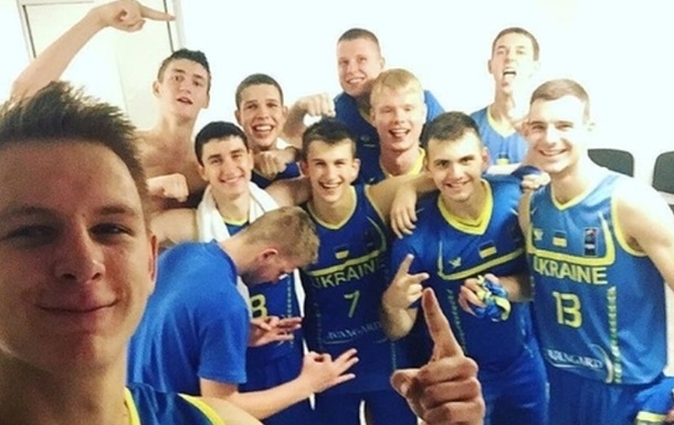 Євробаскет U18: Україна б є Чехію і виходить у півфінал
