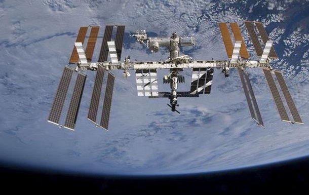 Роскосмос будет экономить на космонавтах на МКС