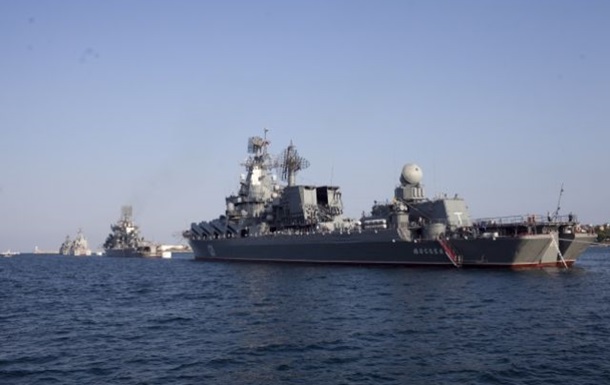 У Криму цілодобово чергують бойові кораблі - ЗМІ