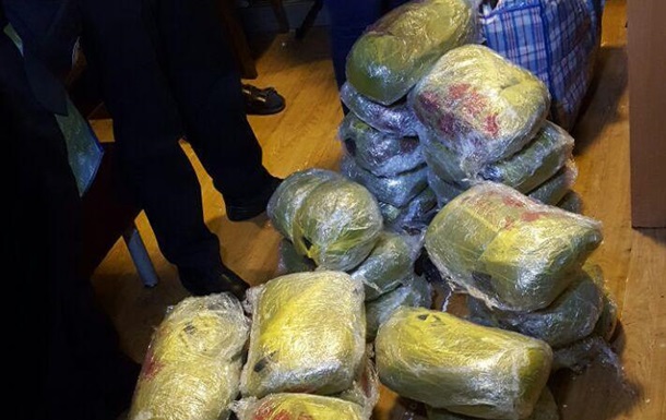 На киевском вокзале у мужчины нашли 120 кг наркотиков