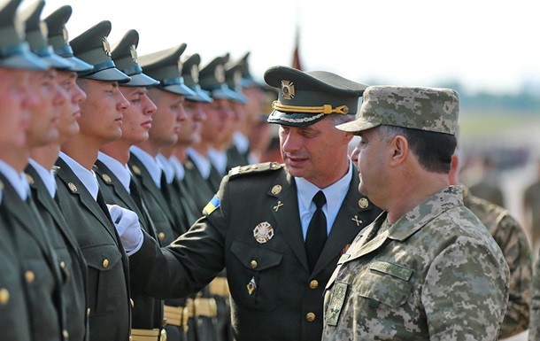 Военные показали последние приготовления к параду