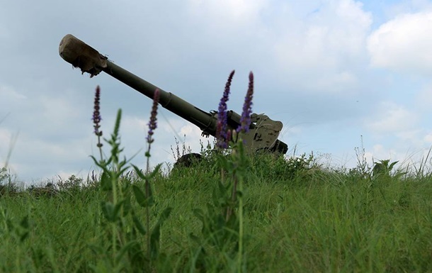 Сутки в АТО: у Донецка работала артиллерия