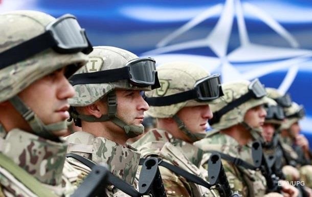 НАТО может сократить активность в Восточной Европе