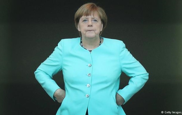 Опрос: Половина немцев не хочет видеть Меркель канцлером