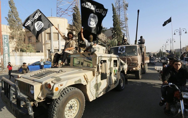ИГИЛ казнил девять подростков с помощью электропилы