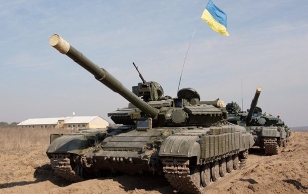 Муженко поздравил украинских танкистов