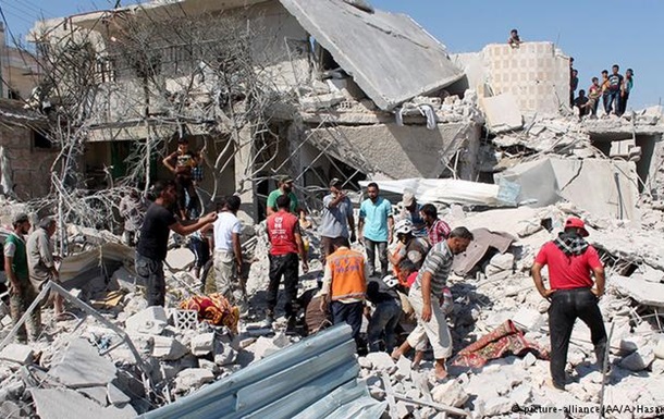 Через авіаудари в Сирії загинуло близько 100 осіб