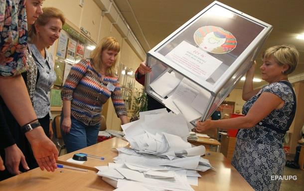 У парламенті Білорусі вже два опозиціонери