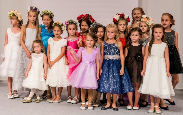 Бутик вечерней моды LIKA DRESS на осеннем показе детских коллекций BABY FASHION.