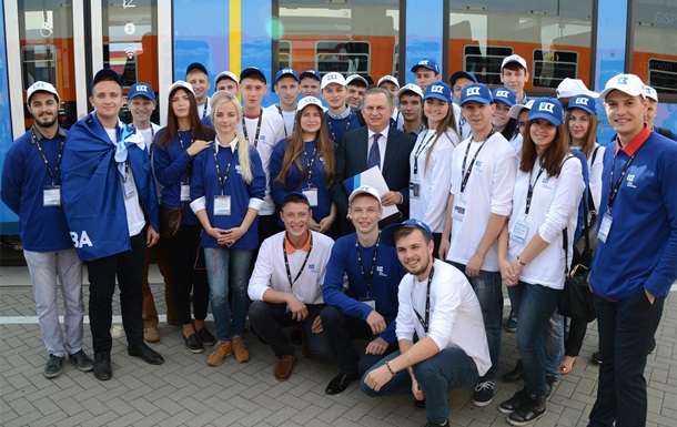 Борис Колесников показал украинским студентам выставку InnoTrans 2016 в Берлине