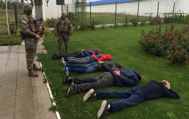 СБУ заявила про затримання банди сільгоспрейдерів на Донбасі