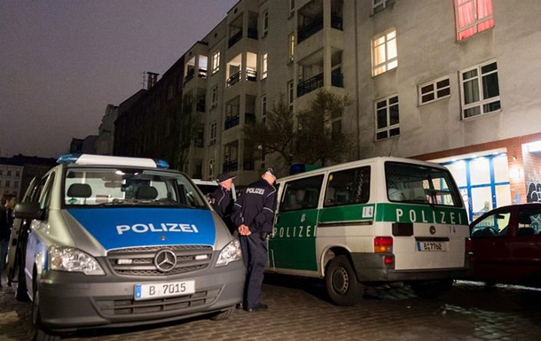 У Берліні поліцейський застрелив біженця, який напав на свого сусіда