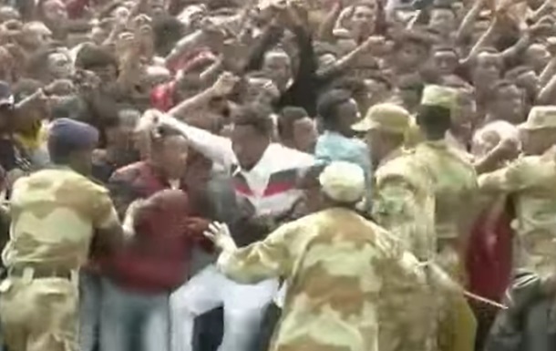 В Эфиопии в давке на акции протеста погибли 52 человека