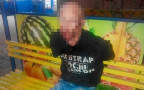 В Запорожье покупатель убил охранника супермаркета