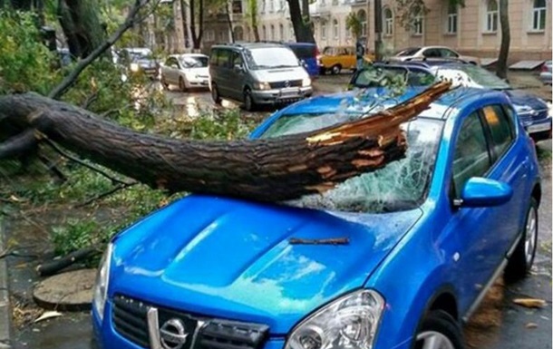 Кількість жертв від шторму в Одесі зросла