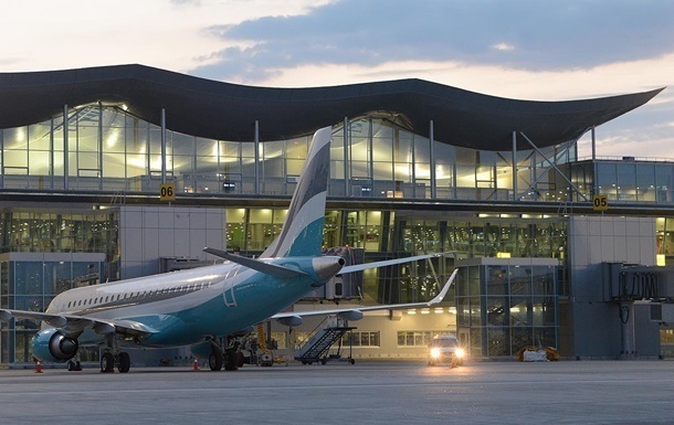 В аеропорту Бориспіль цілодобово видаватимуть українські візи