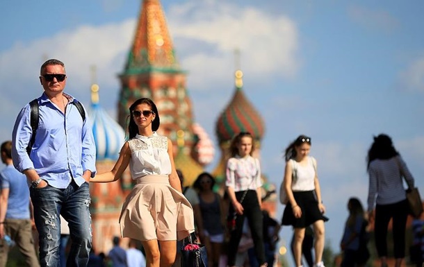 До України ставиться негативно більш ніж половина росіян - опитування