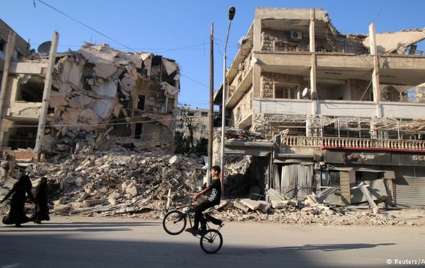 РФ продлит гуманитарную паузу в Алеппо на три часа