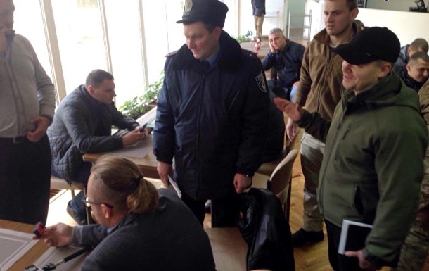 У Медведчука заявили о блокировании радикалами съезда Украинского выбора