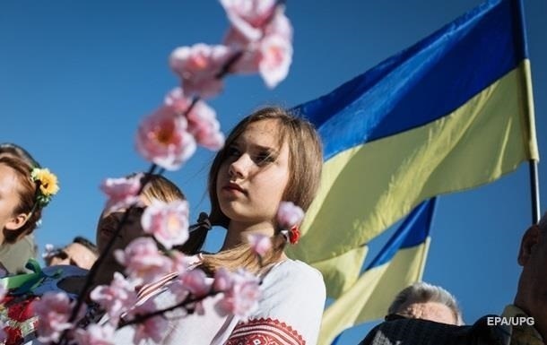 Опитування: Половина українців - за ЄС, а 19% - за Митний союз