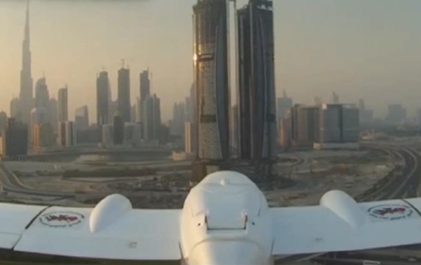 В Дубае запустили  охотника  за квадрокоптерами