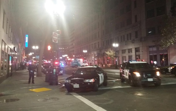 В Калифорнии возле клуба устроили стрельбу: восемь пострадавших