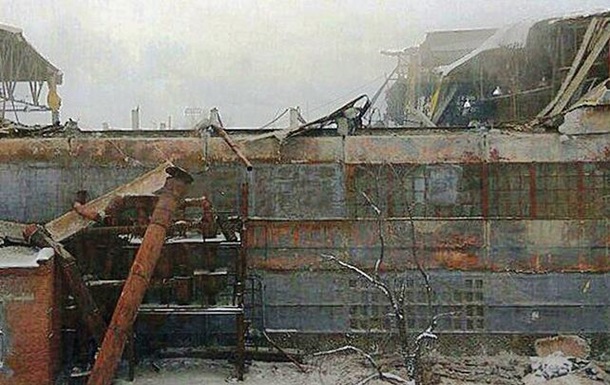 На заводе по производству Буков в РФ обвалилась крыша, есть погибшие